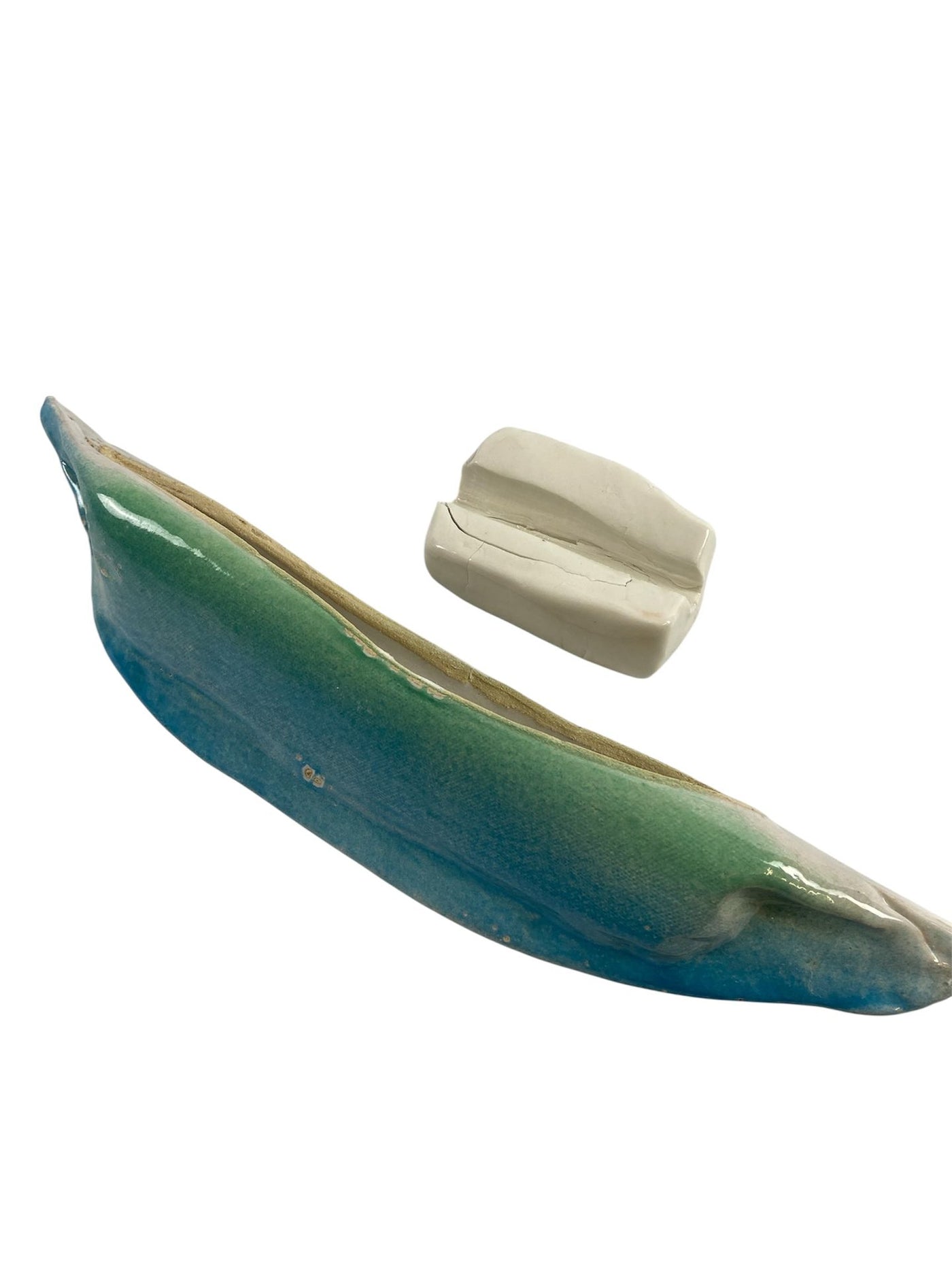 P2 Naomhog (6500ZZ2_4) Louis Mulcahy Pottery