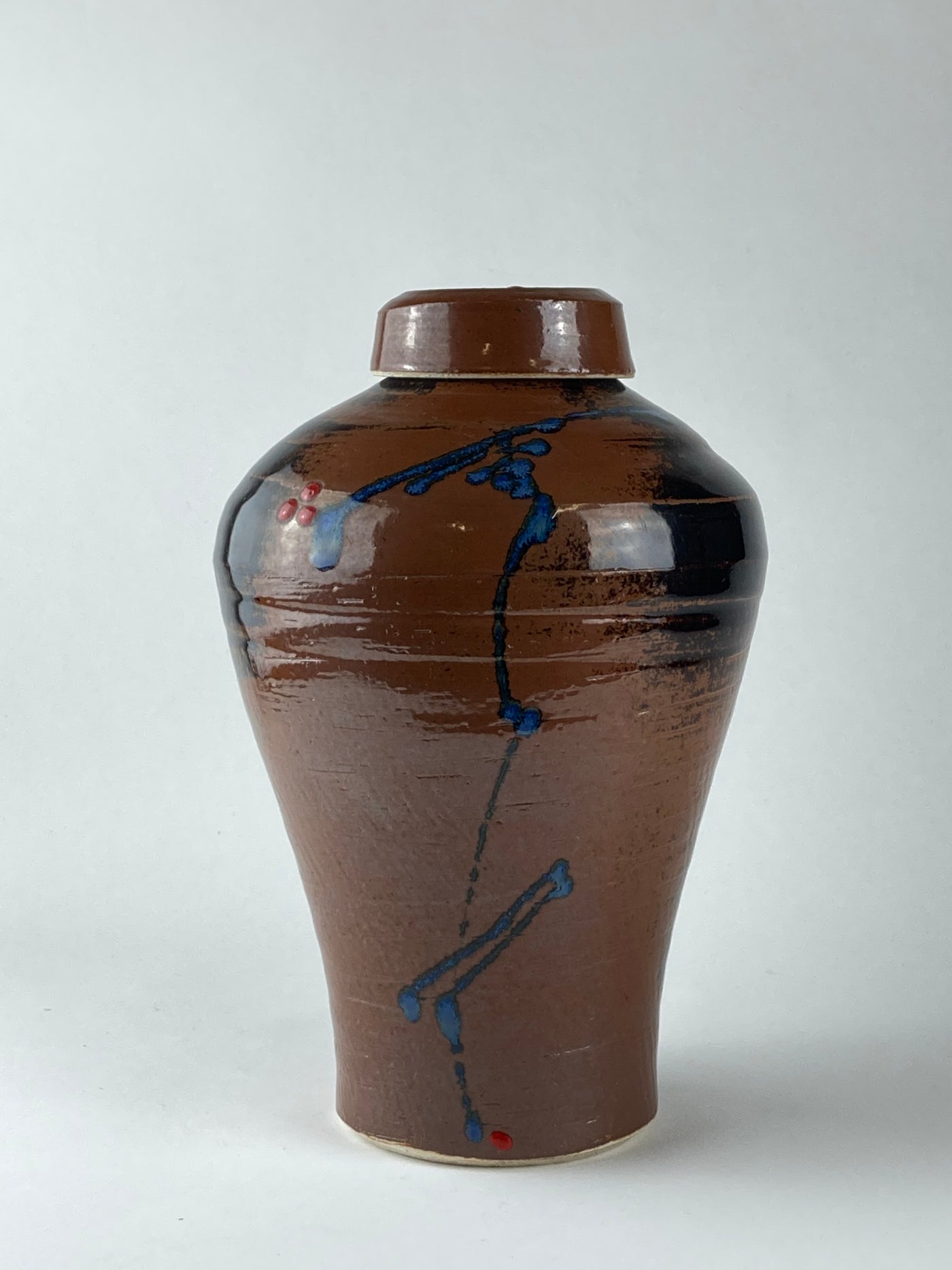 Lidded Urn (1450_3402) Louis Mulcahy Pottery